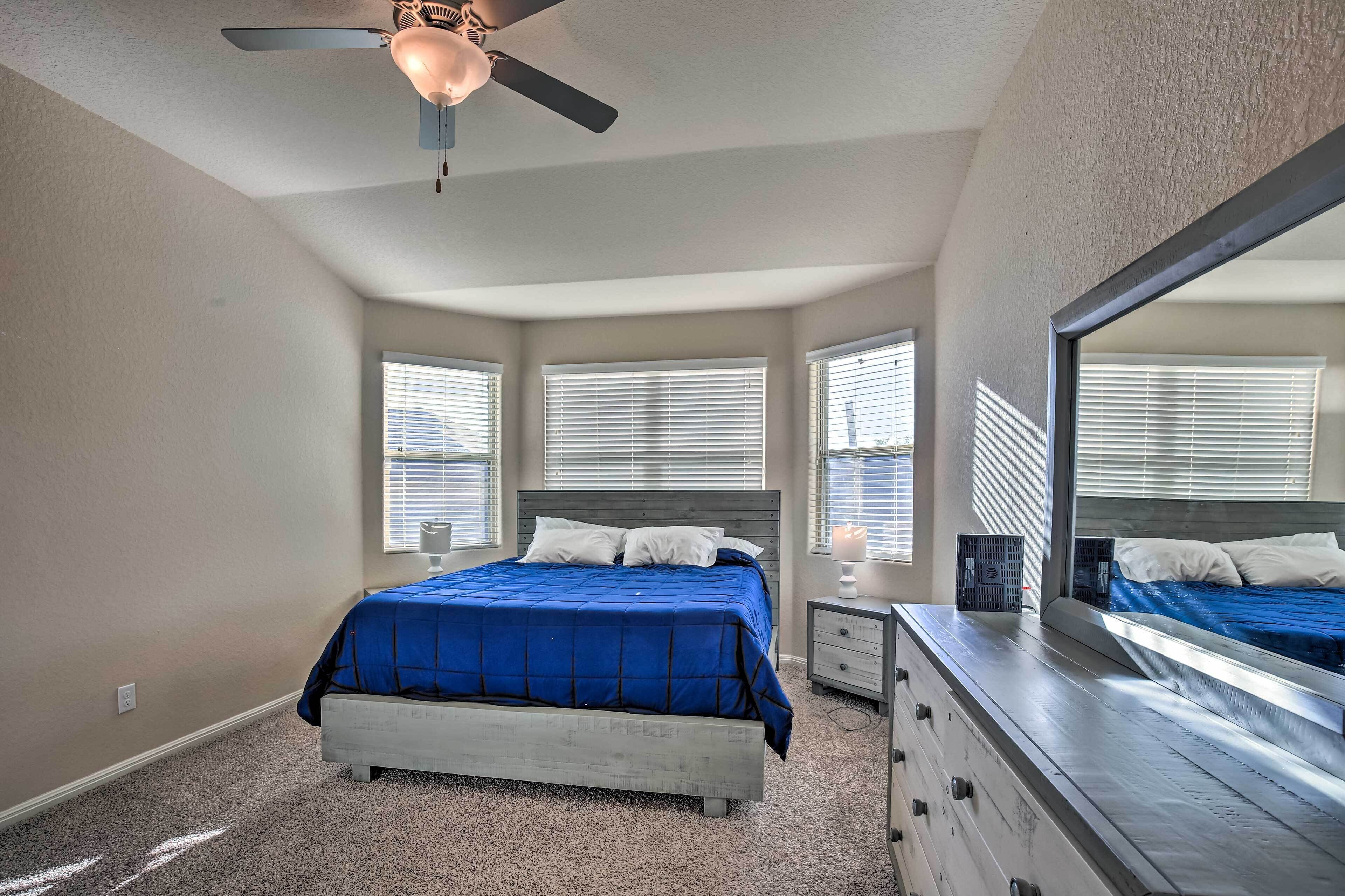 San Antonio Home w/ Yard ~ 8 Mi to Lackland!