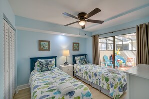 3 bedrooms, iron/ironing board, bed sheets - St Augustine Beach Condo w/ Pool & Beach Access (St. Augustine)