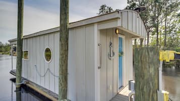 Apartment (0 Bedroom) | Interior