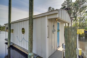 Apartment (0 Bedroom) | Interior