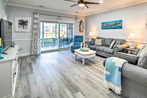 Apartment (3 Bedrooms) | Interior - Screened Porch + Golf On-site: Myrtle Beach Condo (Myrtle Beach)