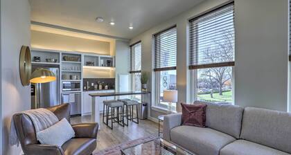 Stylish San Marcos Apt in the Heart of Dwtn!