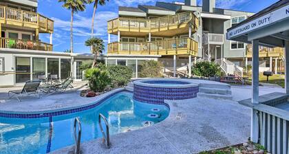 1 Mi to Port Aransas Beach: Condo w/ Pool Access