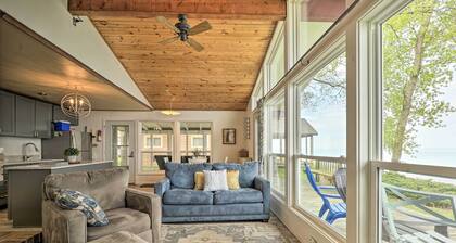 Lakefront Cottage Near Wineries + State Parks!