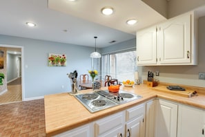 Interior - Peaceful Millington Home ~ 13 Mi to Memphis! (Millington)
