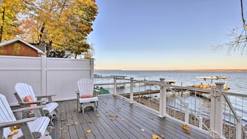 Casa (4 Bedrooms) | Terraza o patio