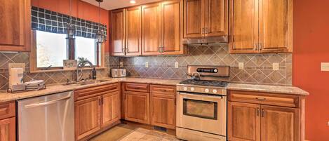 Rumah (4 Bedrooms) | Interior