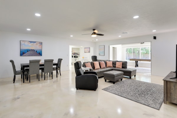 House (3 Bedrooms) | Front of property