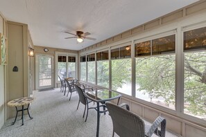 Interior - Bella Vista Home w/ Kayaks & Deck on Loch Lomond! (Bella Vista)