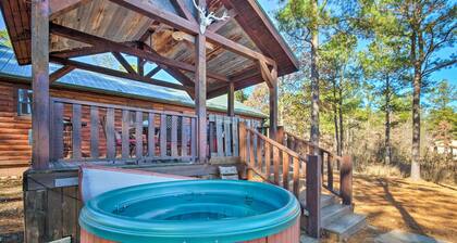 Broken Bow Cabin w/ Hot Tub & Covered Deck!