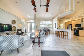 House (3 Bedrooms) | Interior