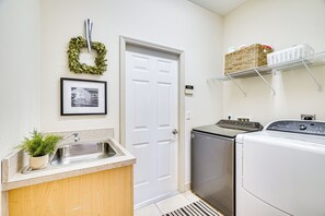 House (3 Bedrooms) | Interior - Spacious Oasis w/ Lagoon Pool & Spa in Cape Coral! (Cape Coral)