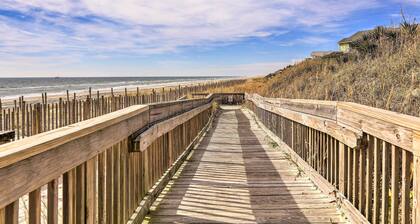 Emerald Isle Condo w/ Indoor Pool & Beach Access!