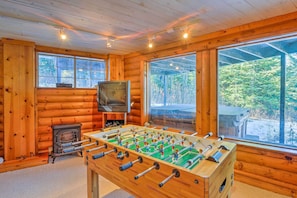 House (2 Bedrooms) | Interior - Cabin w/ Hot Tub: 3 Mi to Main St Breckenridge! (Breckenridge)