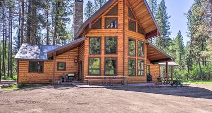 Hot Tub Soaks & Spot Wildlife! Garden Valley Cabin