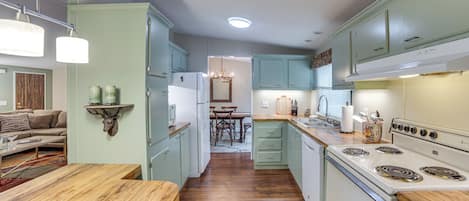 House (3 Bedrooms) | Bahagian dalam