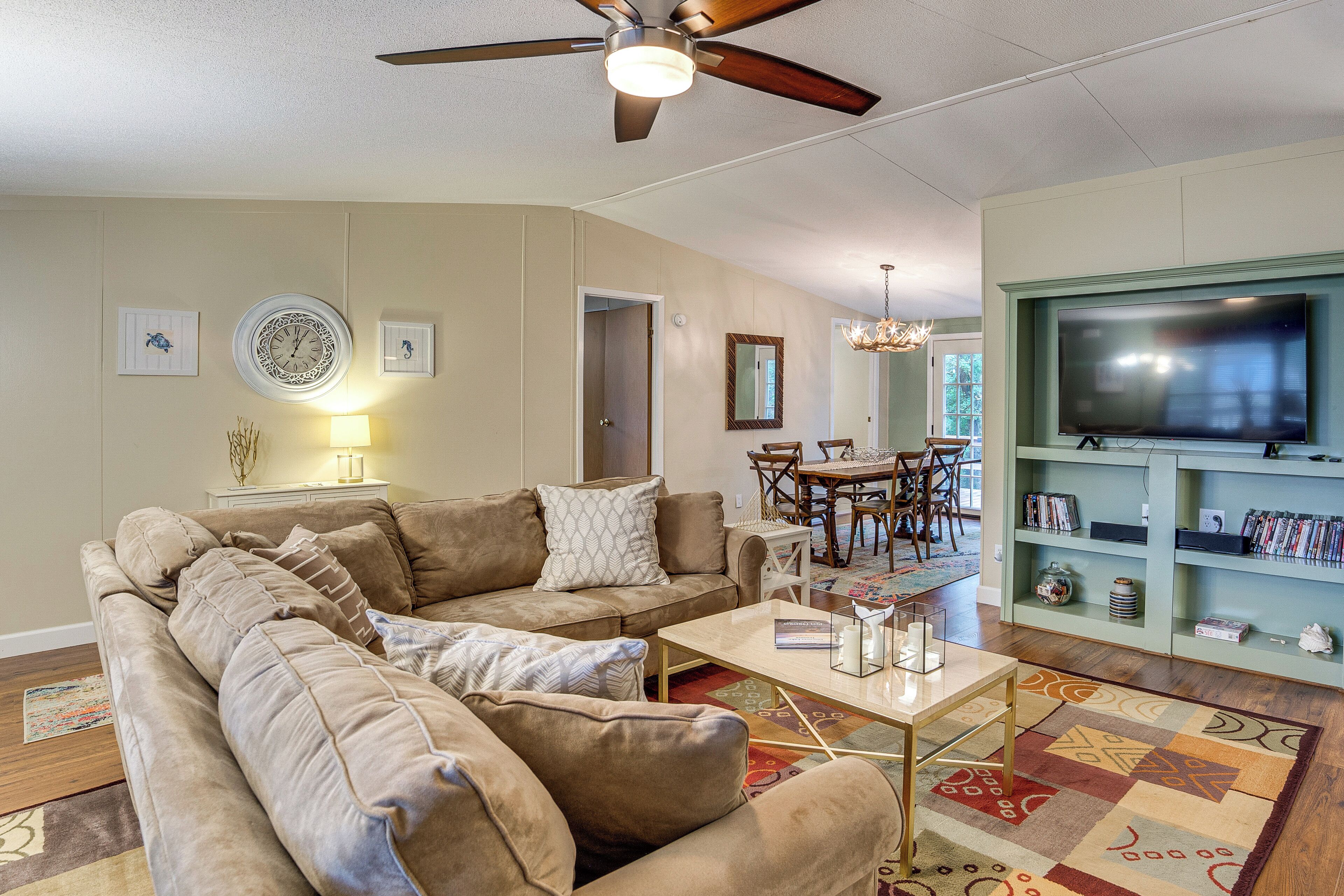 House (3 Bedrooms) | Front of property