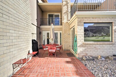 Grand Junction Golf Course Condo w/ Balconies