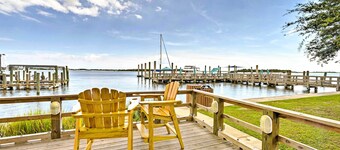 Historic Swansboro Studio w/ Intracoastal View!