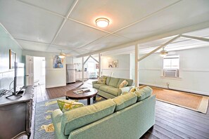 Apartment (0 Bedroom) | Interior