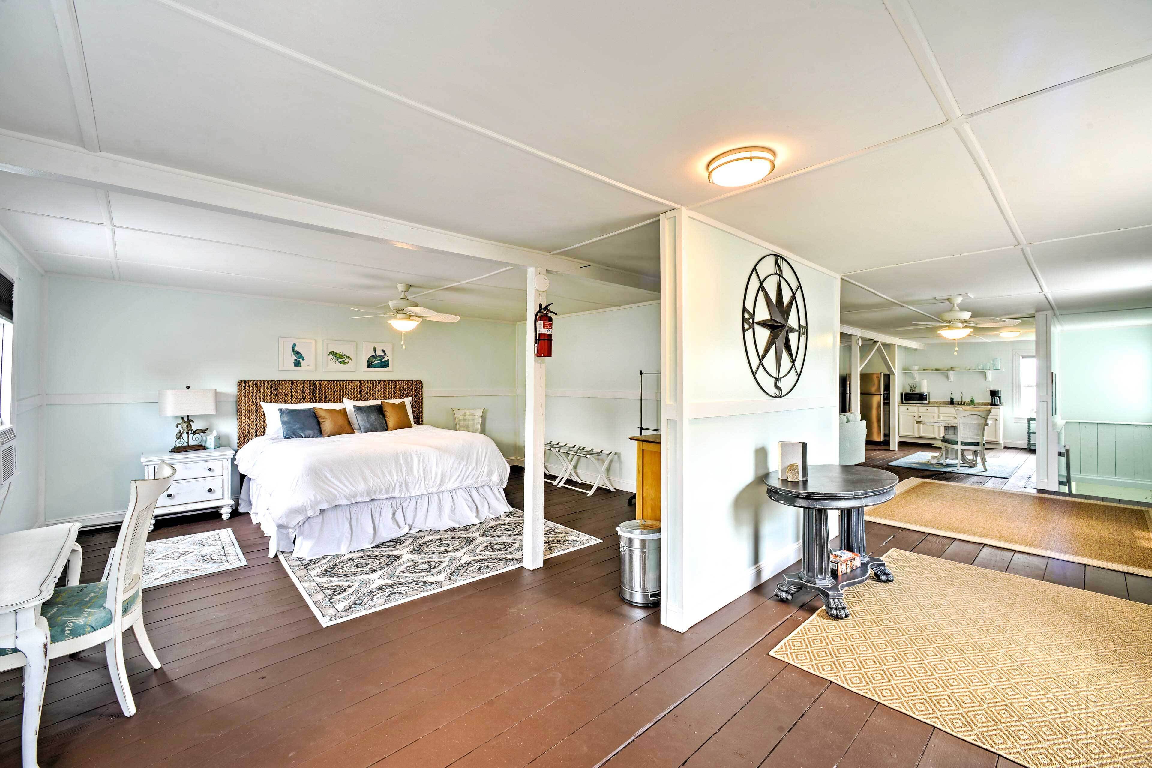 Apartment (0 Bedroom) | Interior