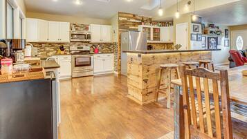 Nhà (3 Bedrooms) | Nội thất