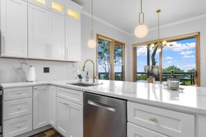 Apartment (2 Bedrooms) | Interior - Hiking On-site: Mtn-view Burnsville Condo! (Burnsville)