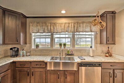 Lakefront Home w/ Deck, Fishing Dock & Canoe!