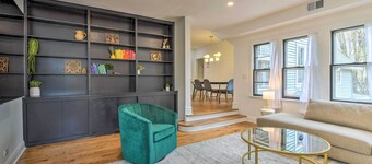 Oak Park Home w/ Grill - 5 Mi to Garfield Park!