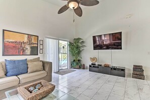 Interior - Spacious Home w/ Pool, 10 Mi to Disney! (Davenport)