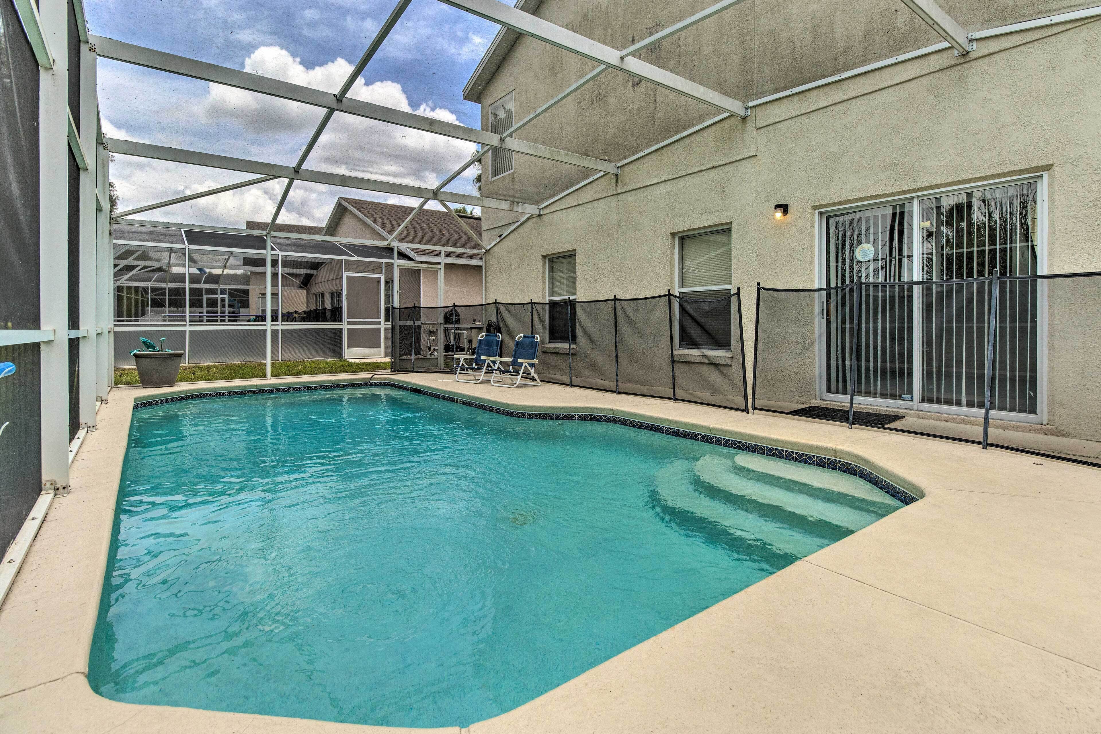 Spacious Home w/ Games + Pool, 10 Mi to Disney!