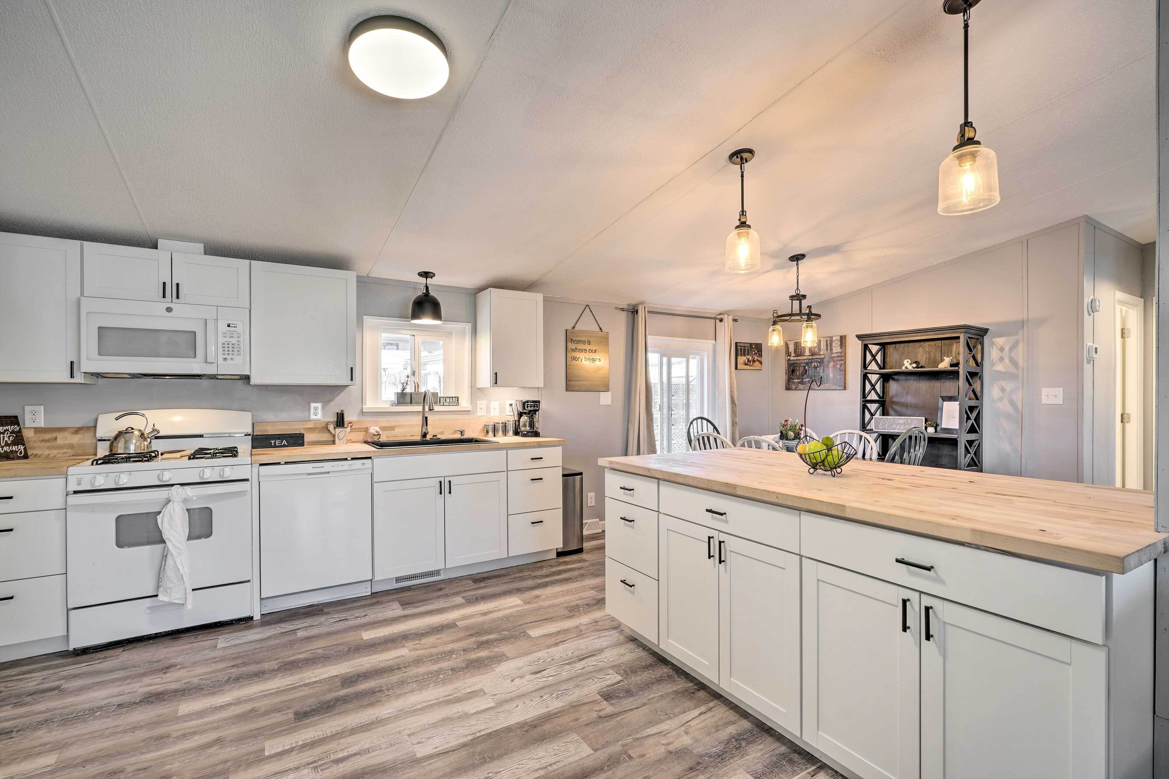 House (3 Bedrooms) | Interior