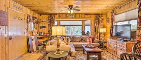 House (3 Bedrooms) | Front of property