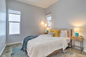 House (3 Bedrooms) | Interior - Mid-century Modern Palm Springs Home w/ Pool (Palm Springs)