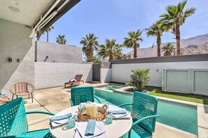 House (3 Bedrooms) | Front of property - Mid-century Modern Palm Springs Home w/ Pool (Palm Springs)