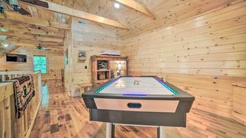 House (1 Bedroom) | Interior