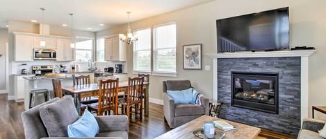 House (2 Bedrooms) | Interior