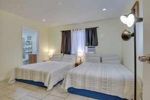 House (2 Bedrooms) - Whittier Duplex Unit Near Beaches & Hiking! (Whittier)