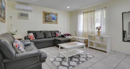 Whittier Duplex Unit Near Beaches & Hiking!
