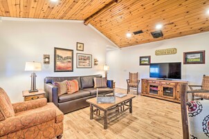 House (3 Bedrooms) | Front of property