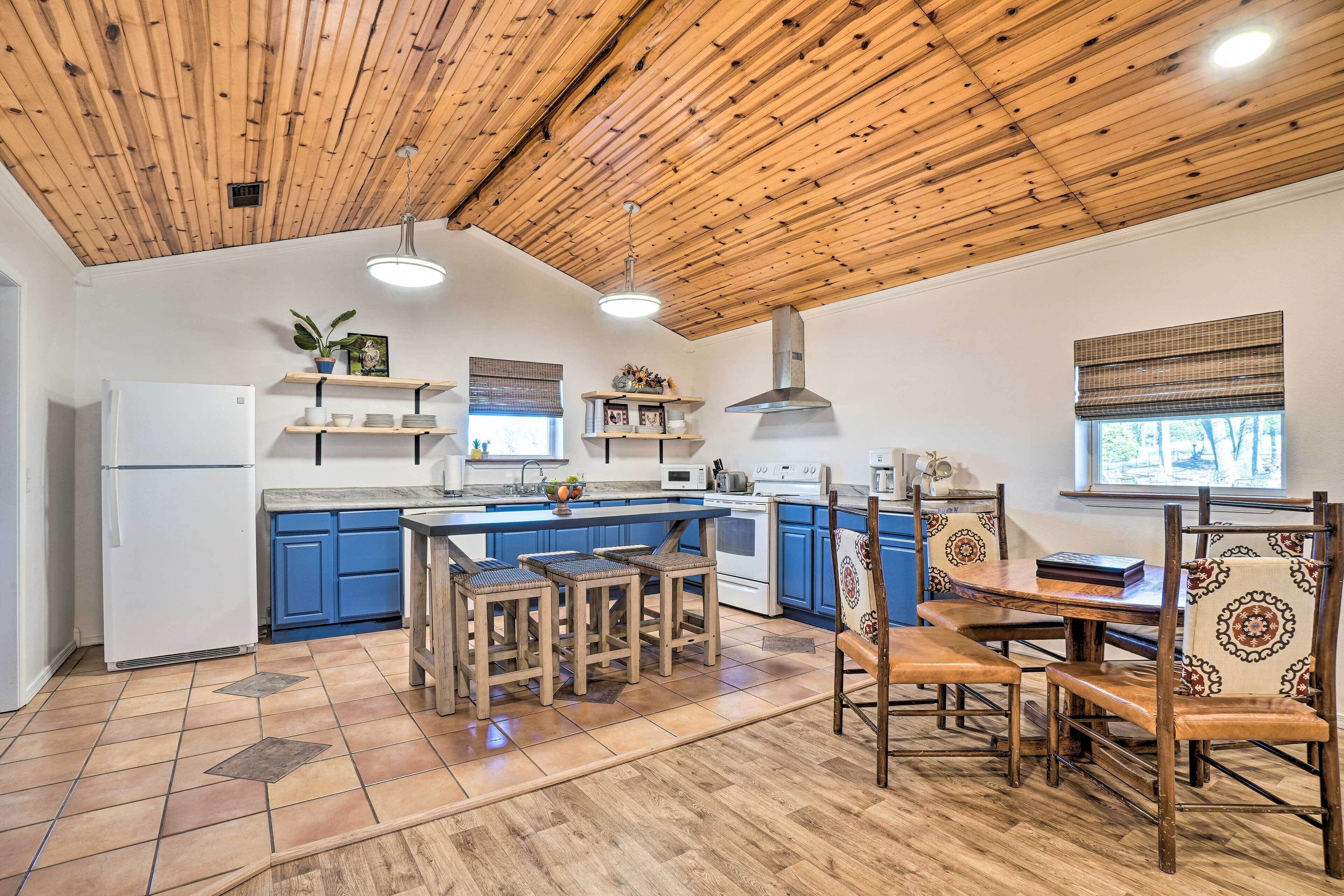 House (3 Bedrooms) | Interior
