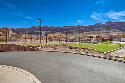 Moab Townhome w/ Patio - 11 Mi. to Arches NP!