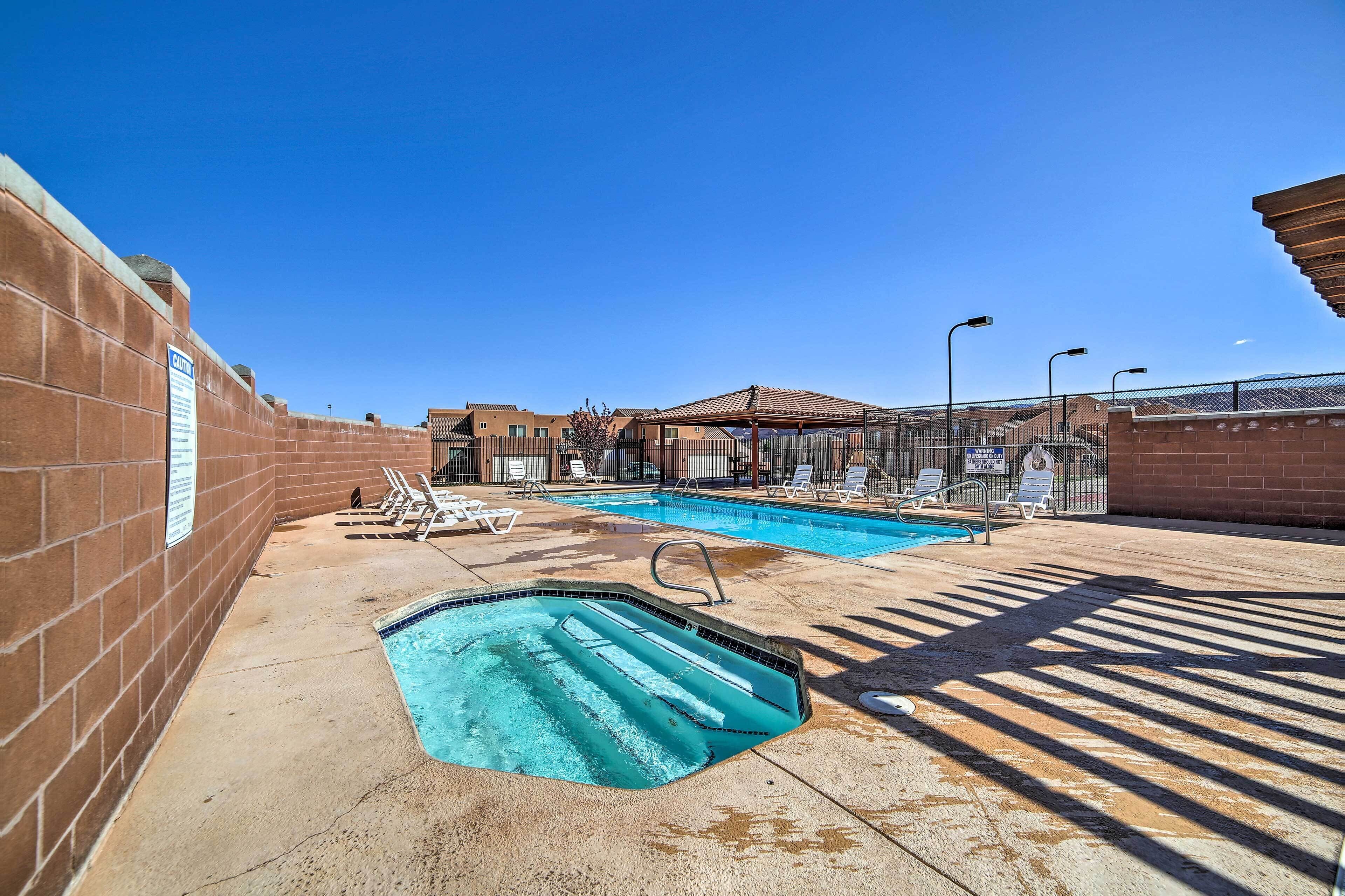Moab Townhome w/ Patio - 11 Mi. to Arches NP!