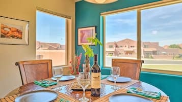 Apartment (3 Bedrooms) | Front of property