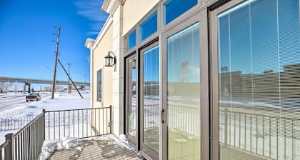 Regal River Retreat in the Heart of Yankton!