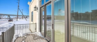 Regal River Retreat in the Heart of Yankton!