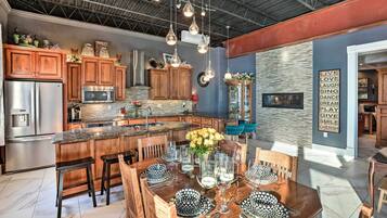 ุงูู
ูุดุฃุฉ ู
ู ุงูุฏุงุฎู