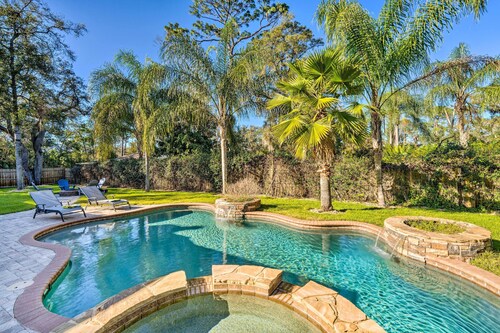 Walk to Lake: Stunning Central Florida Home!