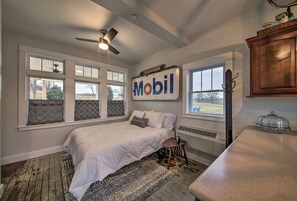 Apartment (0 Bedroom) | Interior