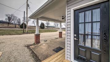 Apartment (0 Bedroom) | Interior